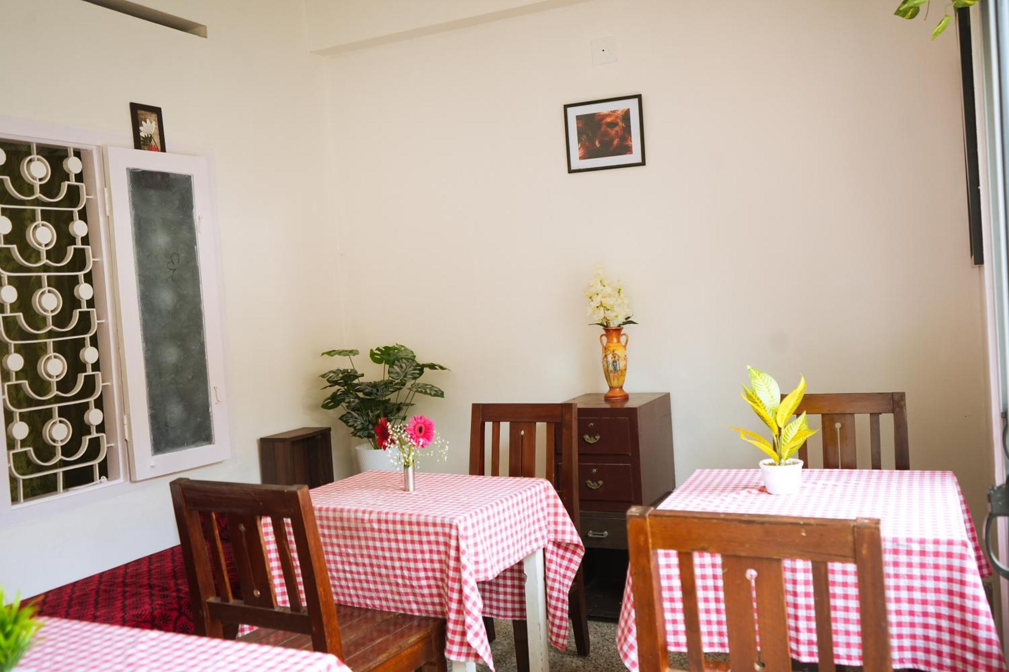 Mother Tree Inn Kochi Luaran gambar